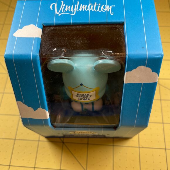 Disney Vinylmation DISNEY VACATION CLUB member EXCLUSIVE 3 inch Home Sweet Home - Picture 4 of 14